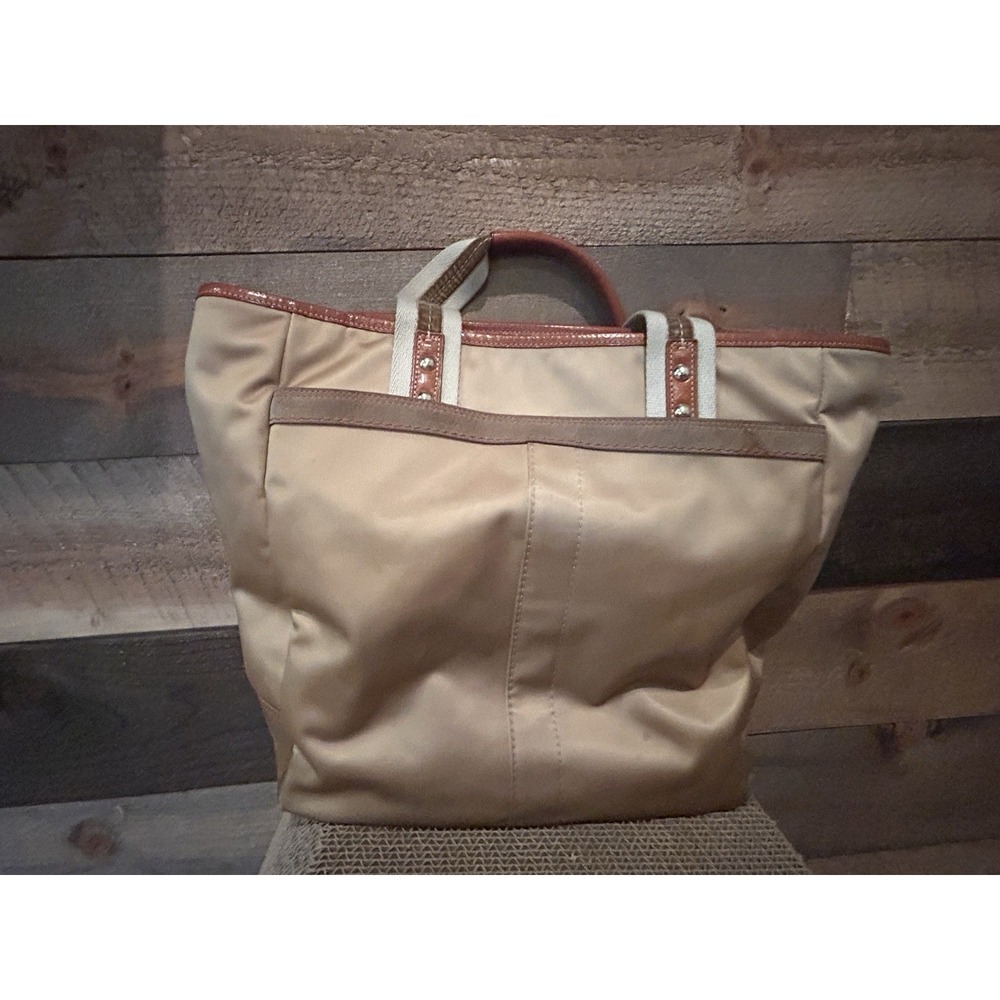 Y2k Coach Hampton Vintage Nylon Tan and Cream Women's Tote‎ Bag - Picture 6 of 13